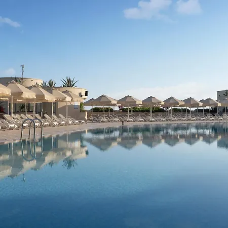Melas Hotel Side